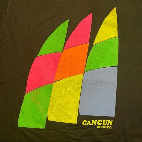 Vintage 70s Cancun Mexico Puff Paint Neon Tshirt Size Medium - Picture 3 of 5